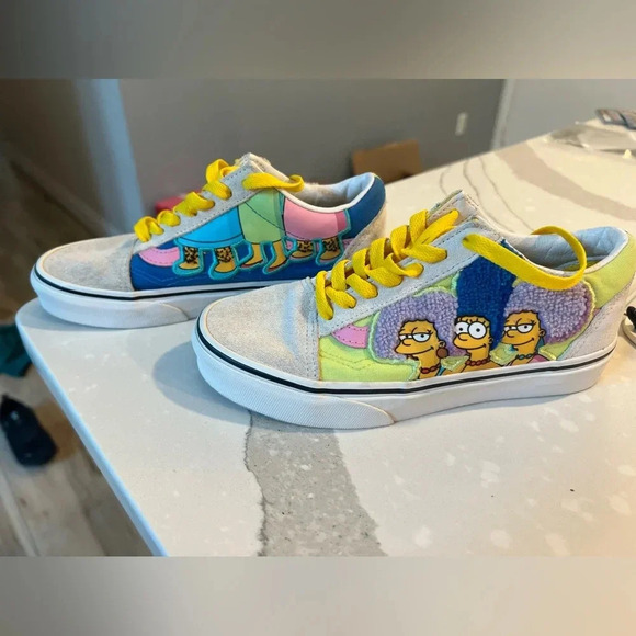RARE Vans x Old Skool The Simpsons “The Bouviers” Shoes women 5.5 men 4 - Picture 2 of 10